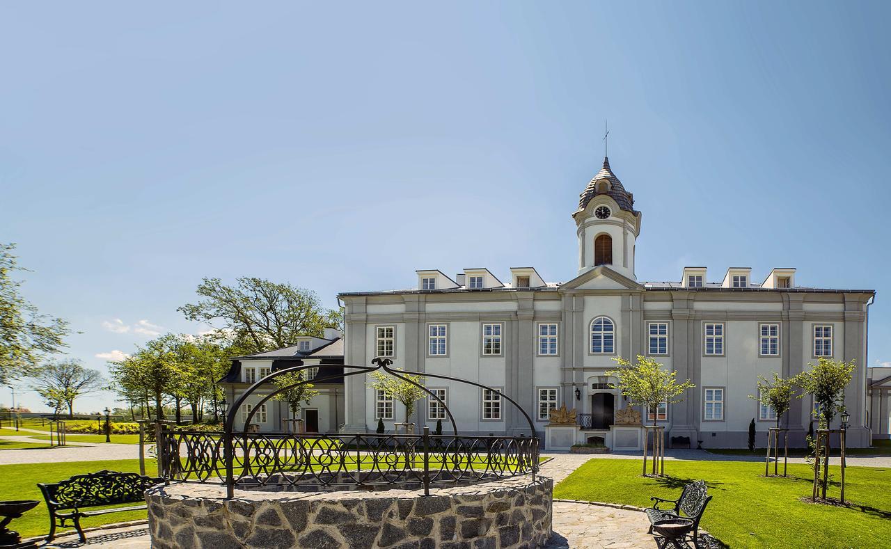 Hotel Panstvi Dlouha Lhota Zewnętrze zdjęcie