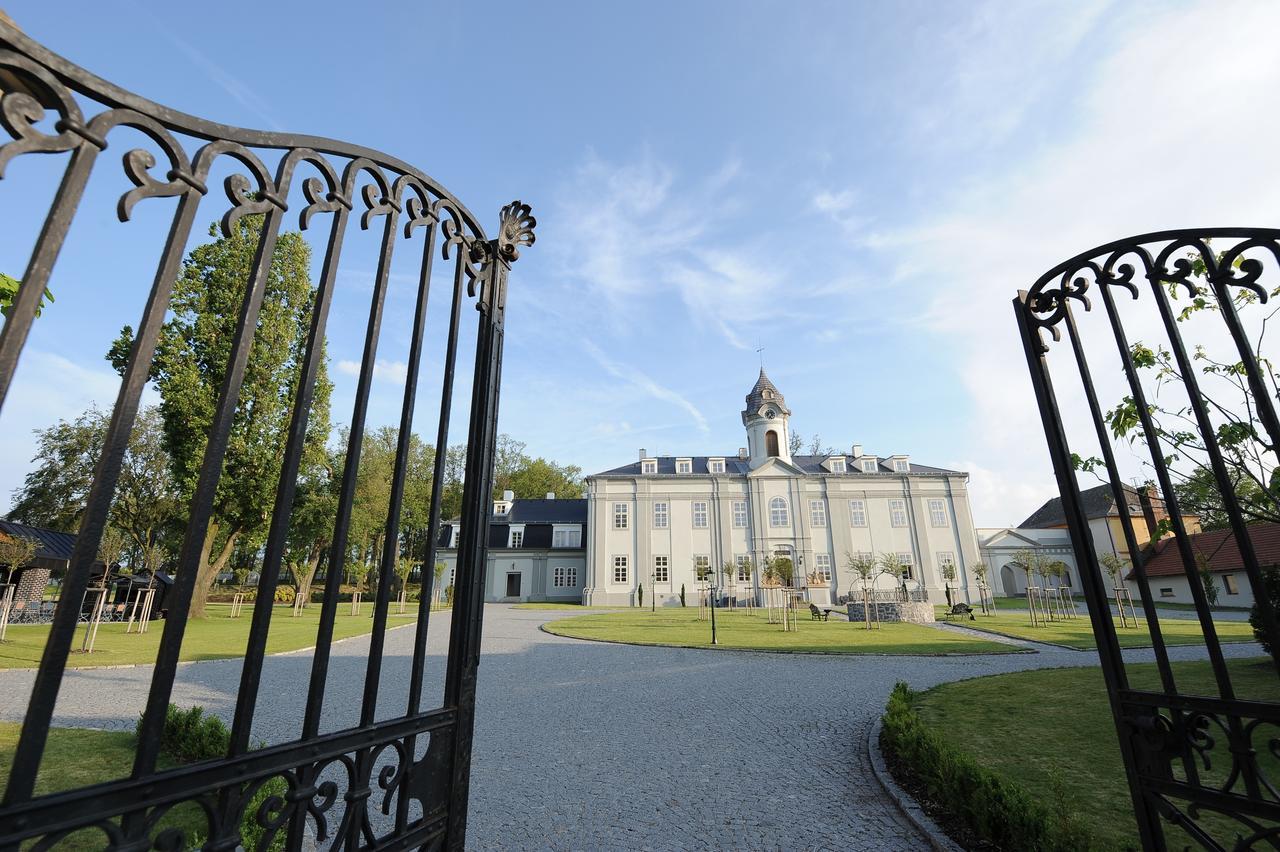 Hotel Panstvi Dlouha Lhota Zewnętrze zdjęcie